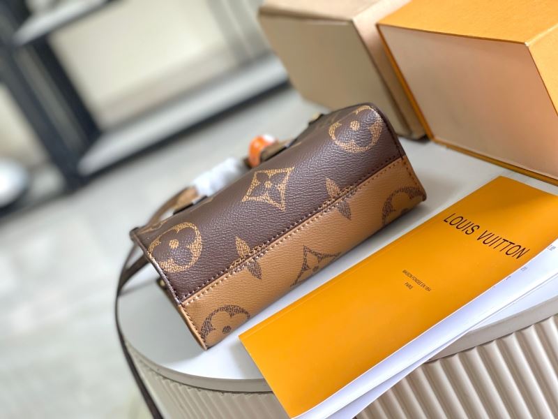 LV Shopping Bags